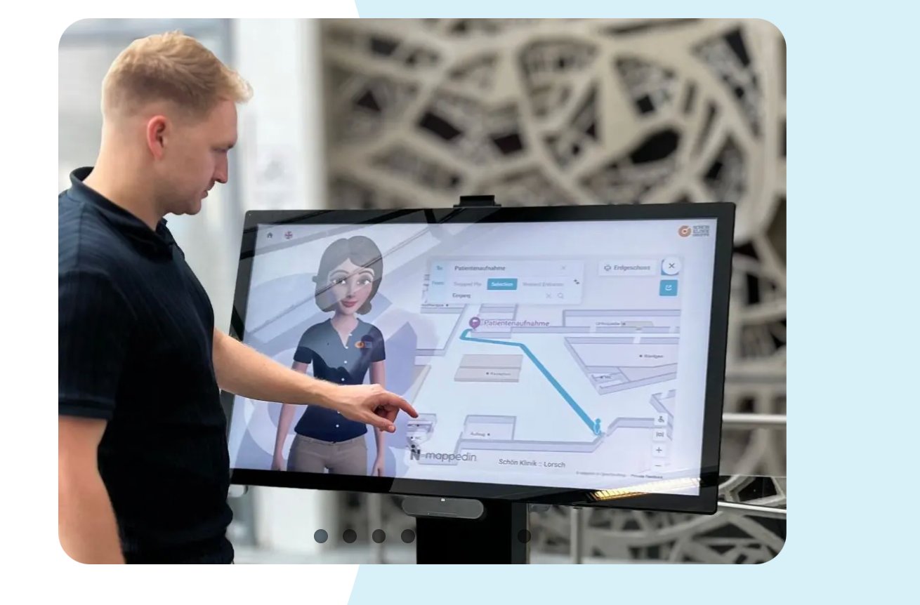 Wegeleitsystem — Avatar mit interaktiver Karte am Kiosk